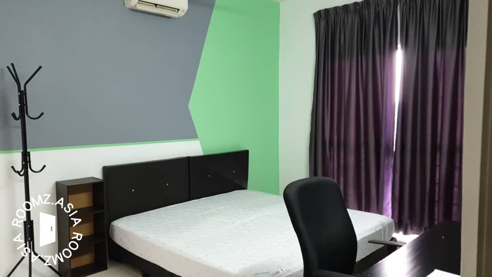 Master Room for Rent at Residensi Laguna @ Roomz Master with Private 🛁Bathroom