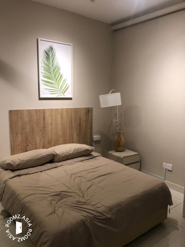 Studio room for rent at with private 🛁bathroom