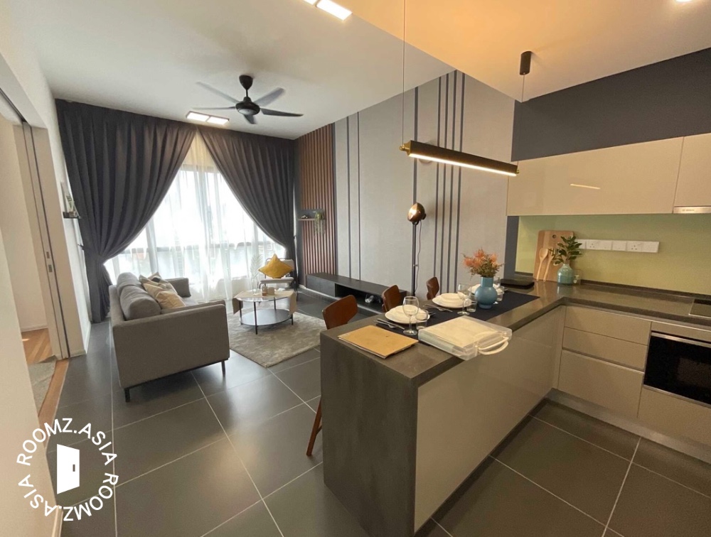 Studio room for rent at with private 🛁bathroom