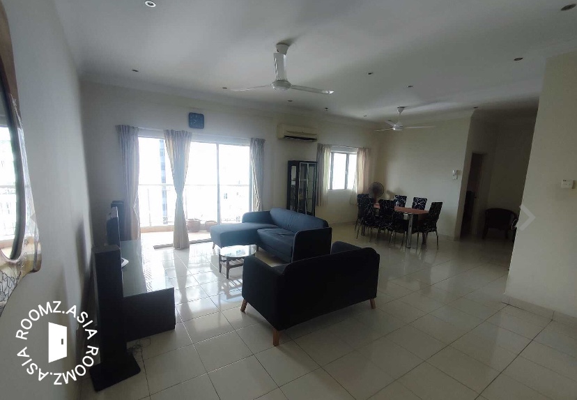 3 bedroom 2 bathroom condominium for rent at ๐ถpet friendly