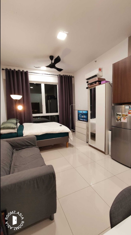 Studio room for rent at Petaling Jaya with private 🛁bathroom