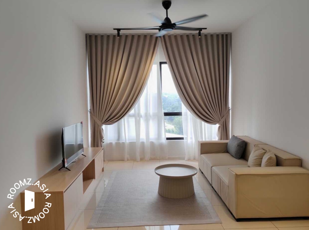 Studio room for rent at with private 🛁bathroom