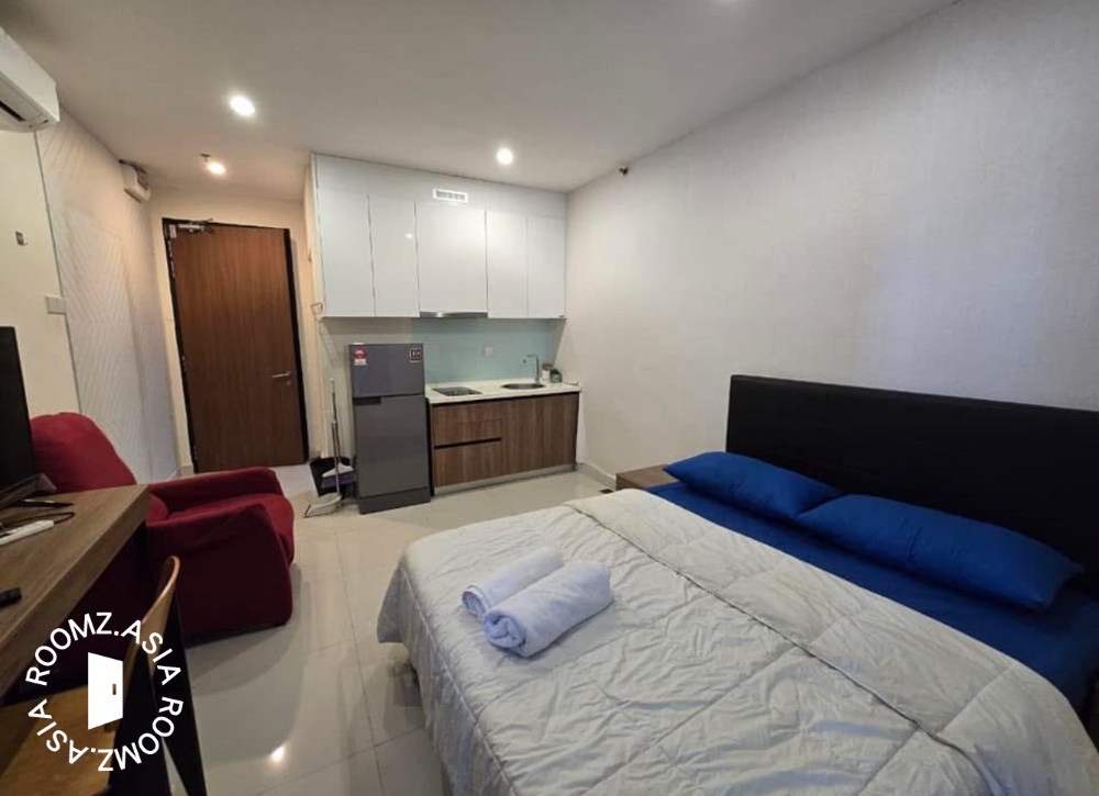 @ Dataran Sunway Kota Damansara Single room for rent at with private 🛁bathroom