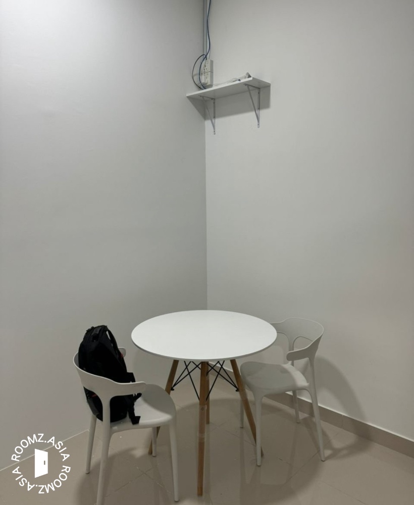 X2 Residency Single room for rent at with private 🛁bathroom
