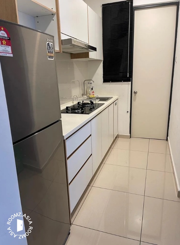 Studio room for rent at with private 🛁bathroom