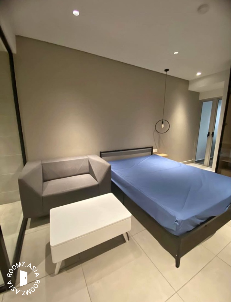 Studio Room Rental at Emporis Kota Damansara