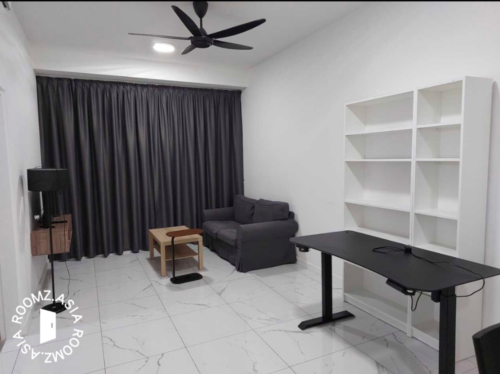 Master room for rent at with private 🛁bathroom