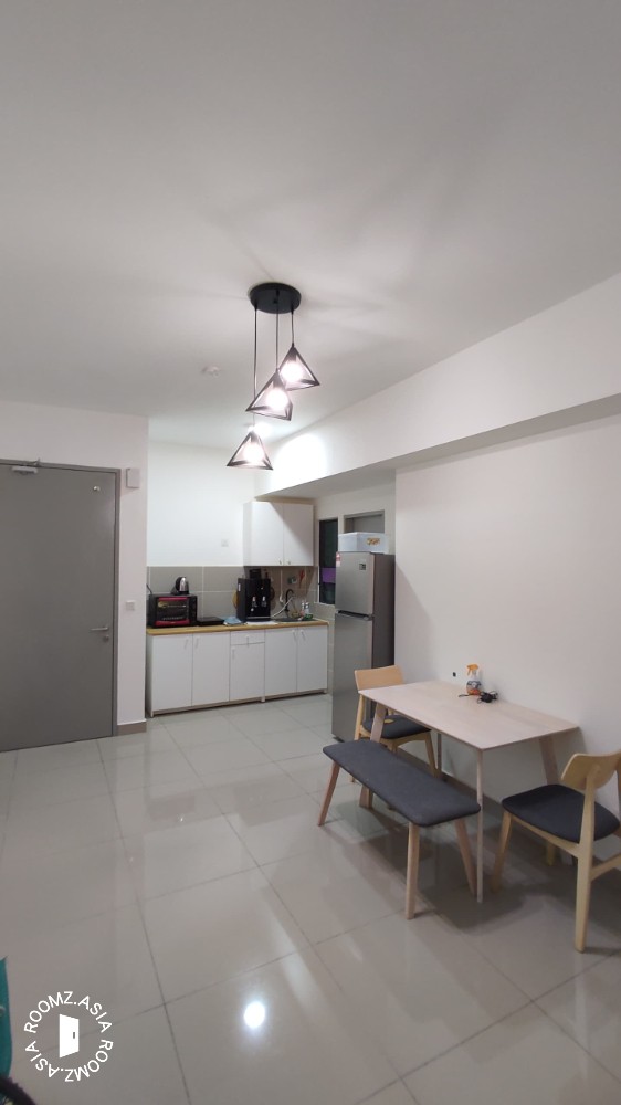 FREE WIFI+CLEANING, Single room for rent in M Centura, Sentul KL