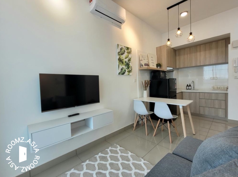 Studio room for rent at with private 🛁bathroom