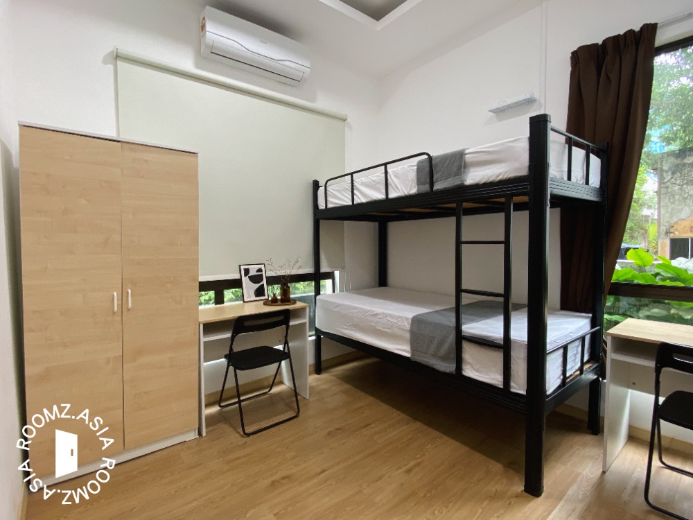 Master room for rent at Pusat Bandar Damansara