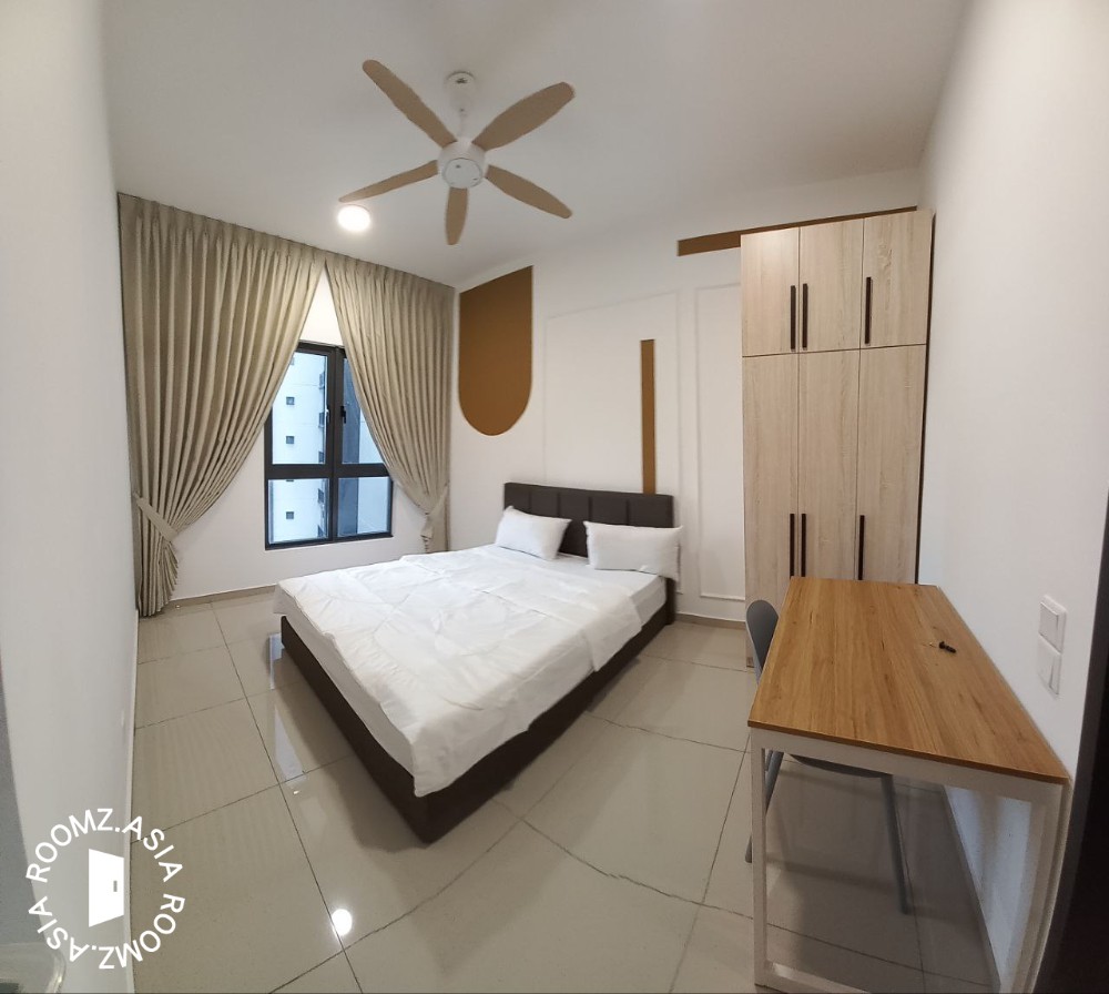 MASTER Room For Rent @ D'QUINCE Dquince Damansara Perdana near Mutiara Damansara