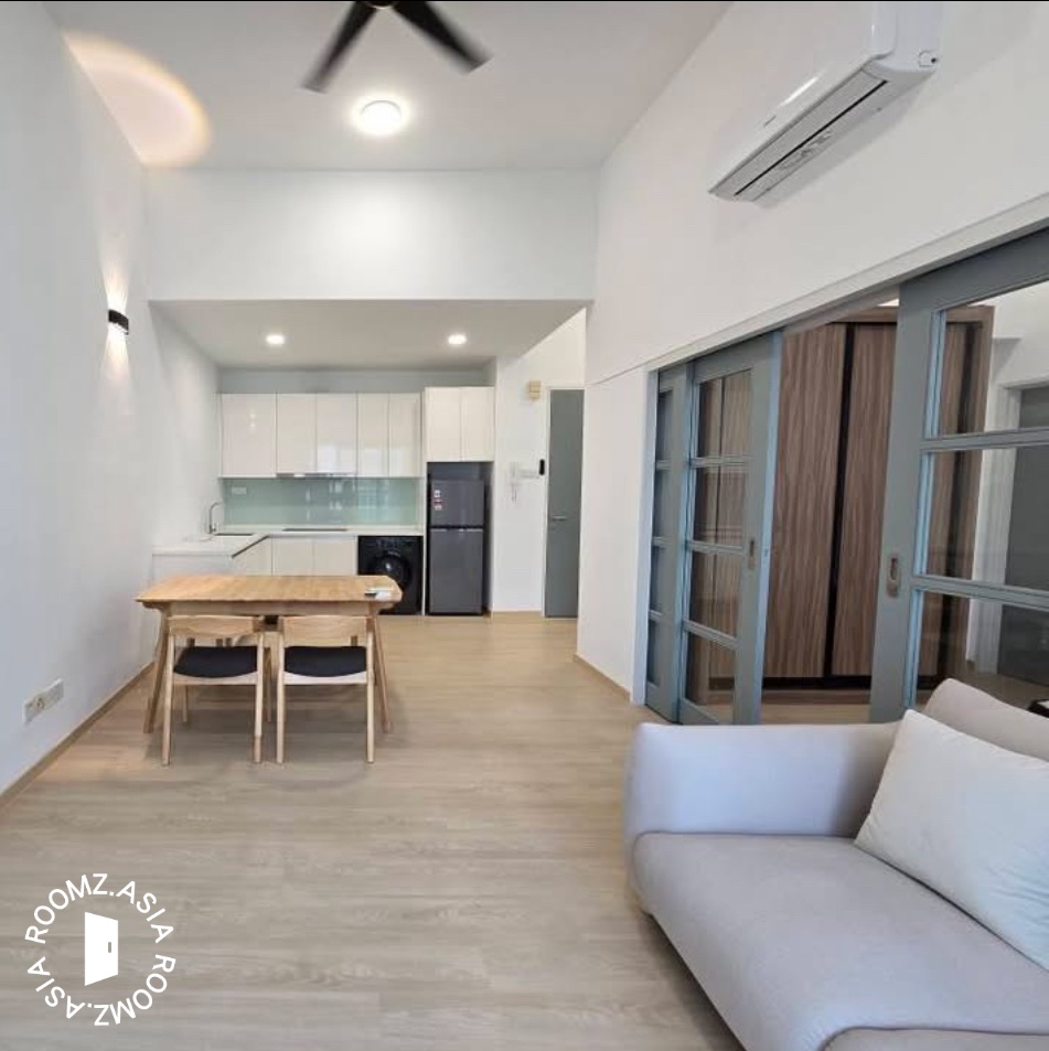 Studio room for rent at R&F Princess Cove with private 🛁bathroom
