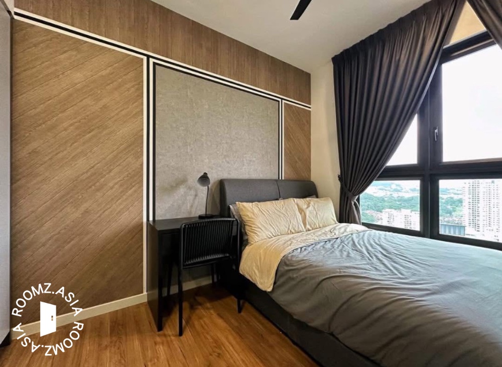 Studio room for rent at with private 🛁bathroom