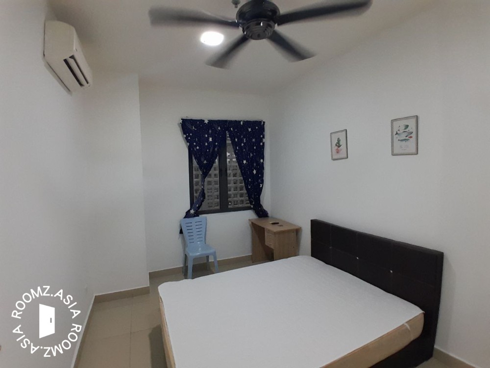 Medium Room Rent at Univ 360 Place Serdang ( NEAR MRT Serdang/UPM/UNITEN/Hospital Serdang) ‼️