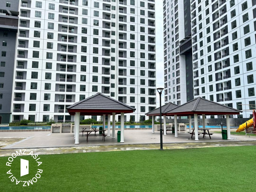 Single room for rent at Jalan Imbi with private 🛁bathroom