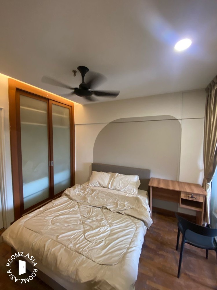 🏡 Near PAVBJ/IMU/APU Spacious Middle Room w/ Shared Bathroom Air-Cond City View @ Paraiso Bukit Jalil, KL – RM900 All-In!