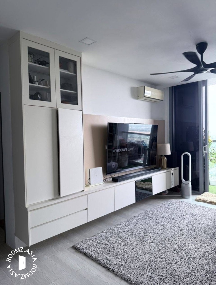 Fully furnished studio unit