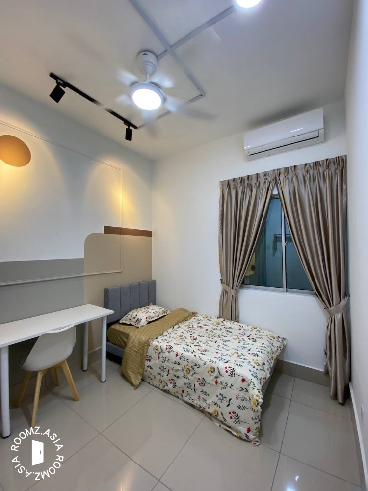 Single room for rent at Razak City Residence, Sg Besi